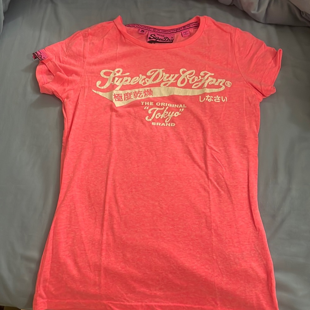 Super dry link t shirt great condition